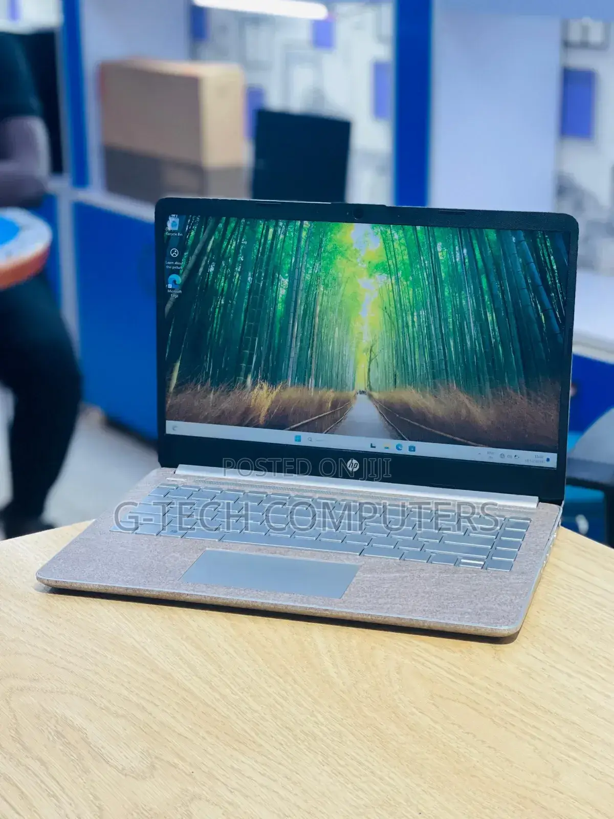 New Laptop HP 14S 8GB AMD Ryzen 5 SSD 256GB