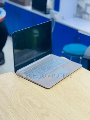 New Laptop HP 14S 8GB AMD Ryzen 5 SSD 256GB