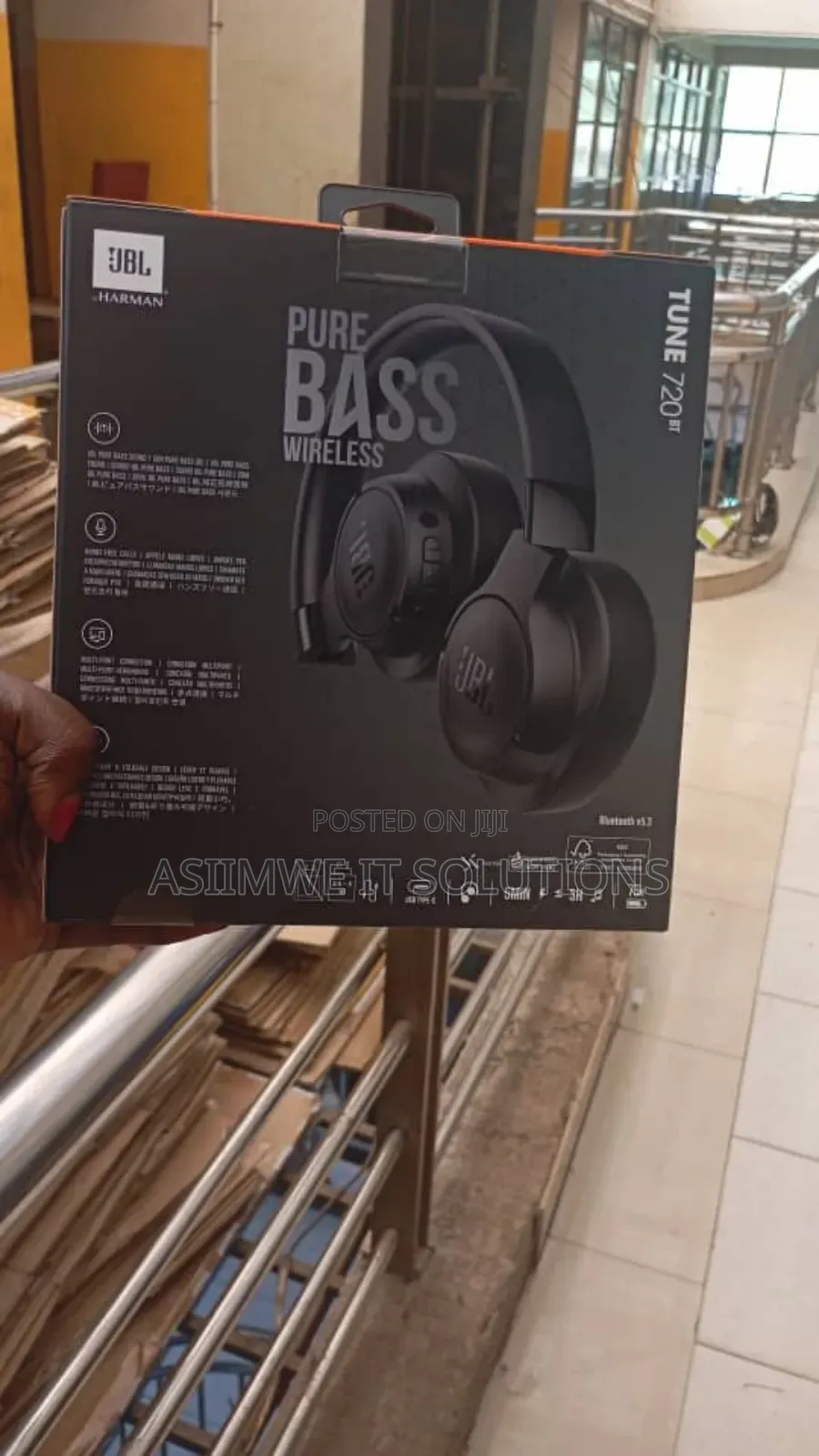 JBL Tune 720bt Wireless Over-Ear Headphones.
