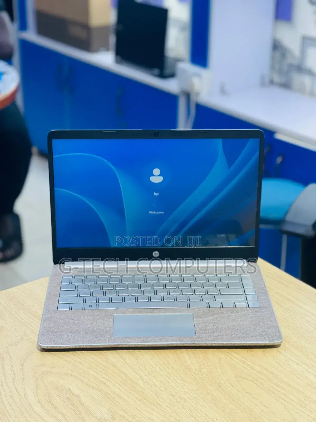 New Laptop HP Pavilion 14-Ce1000 8GB Intel Core I7 SSD 256GB