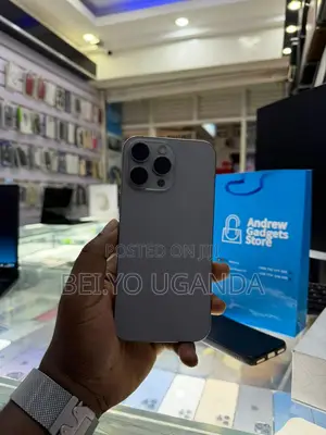 Apple iPhone 16 Pro Max 1 TB Gray