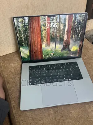 New Laptop Apple MacBook Pro 2023 M2 16GB Intel Core M2 SSD 512GB