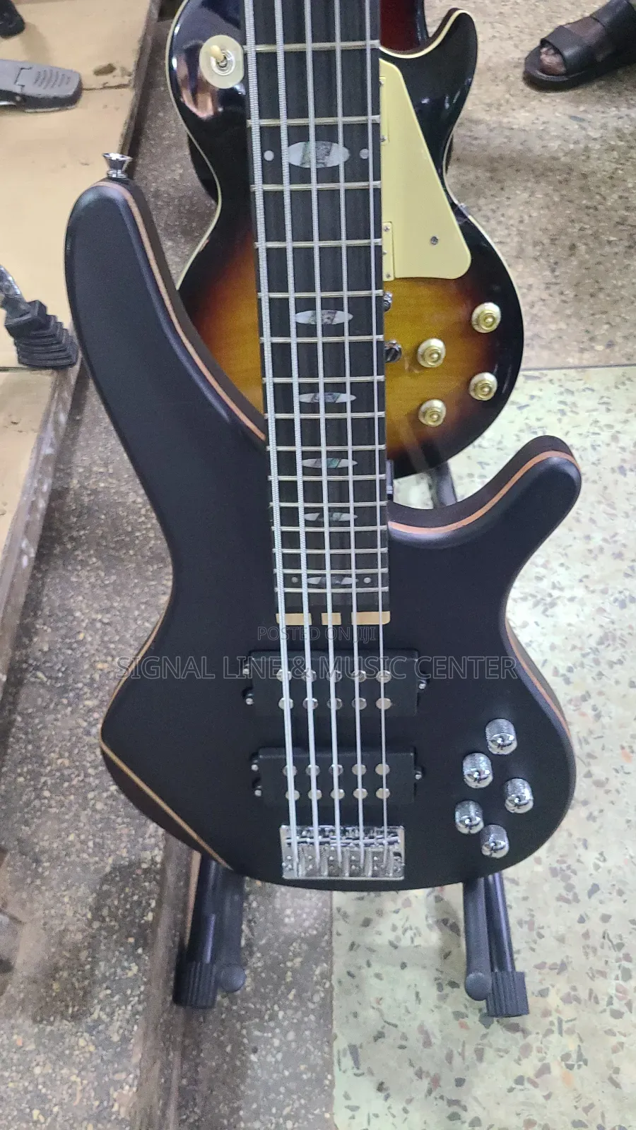 Bass 5strings Active Ibanez