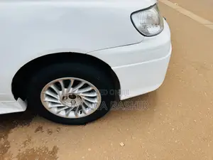 Toyota Corolla Spacio 2000 White