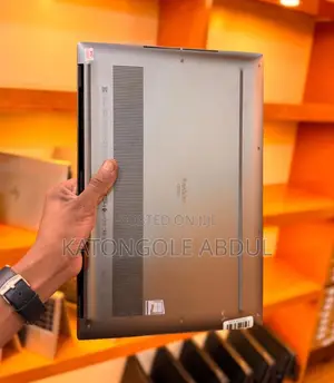 New Laptop Dell Precision 5550 32GB Intel Core I7 SSD 1T