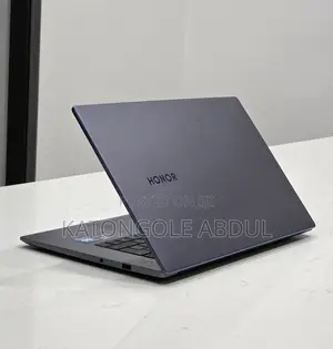 New Laptop 16GB AMD Ryzen 7 SSD 512GB