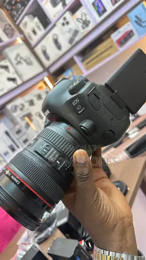 Canon Eos 5d Mark Iii.