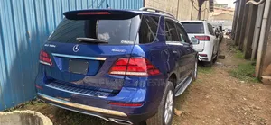 Mercedes-Benz GLE-Class 2018 Blue