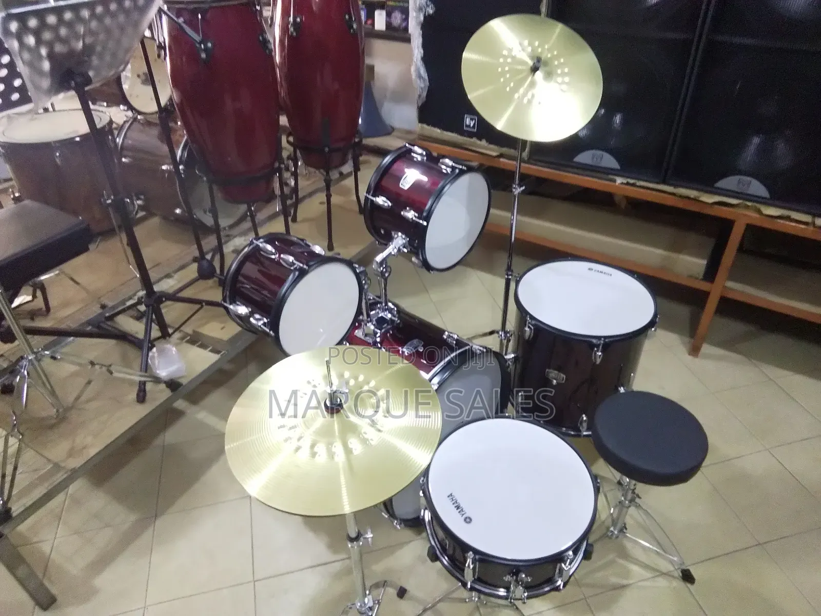Yamaha Jazz Drum Set
