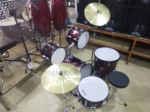Yamaha Jazz Drum Set