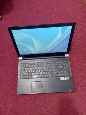 Laptop Toshiba Satellite A500 8GB Intel Core I5 HDD 500GB