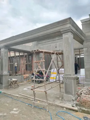 The Squared Molded Pillars