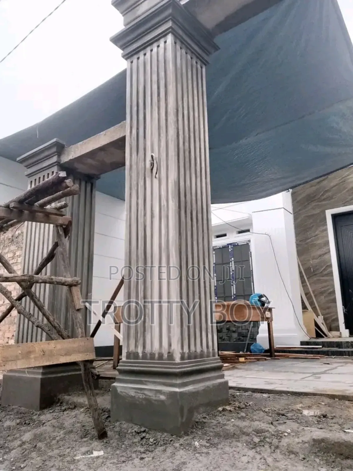 The Squared Molded Pillars
