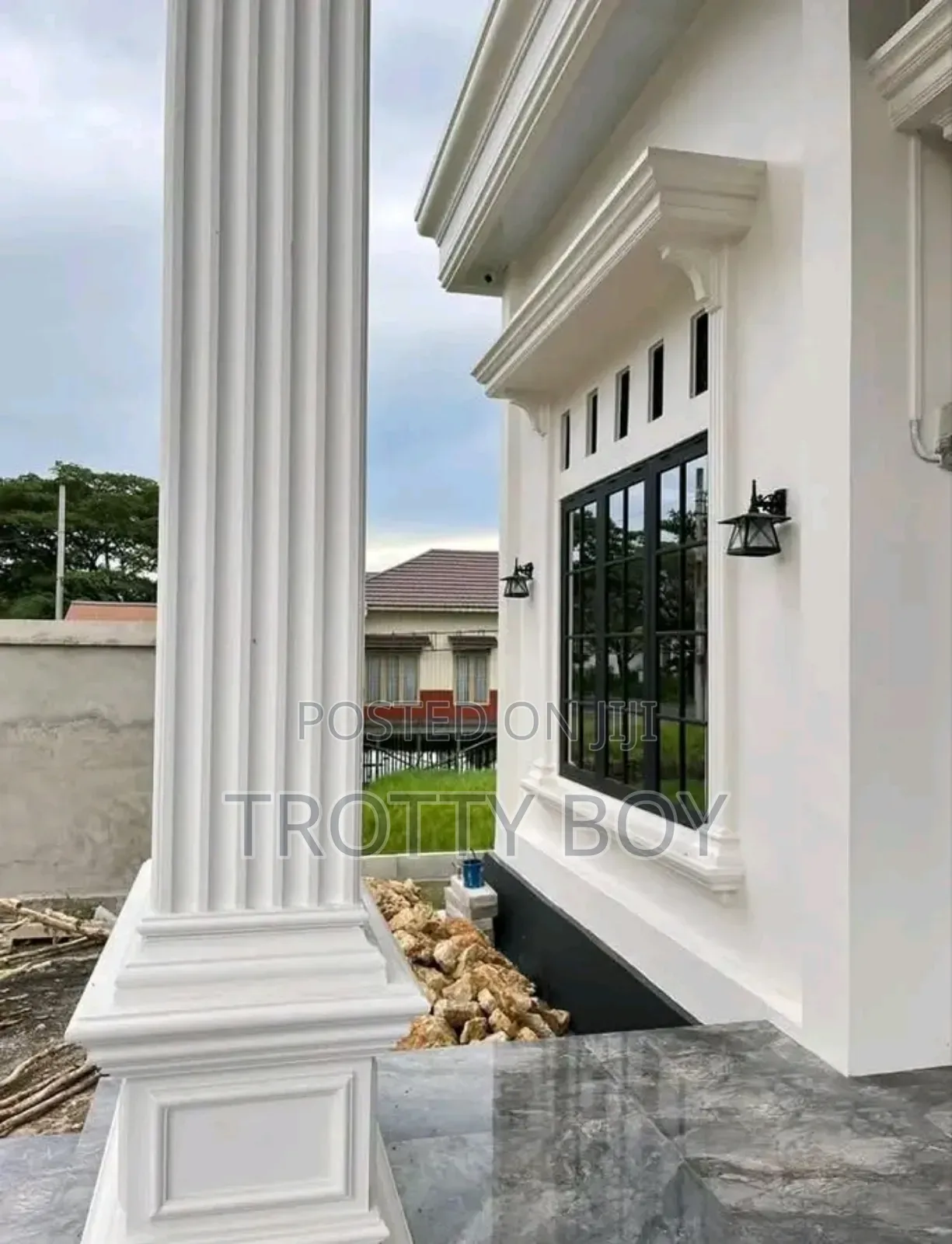 The Squared Molded Pillars