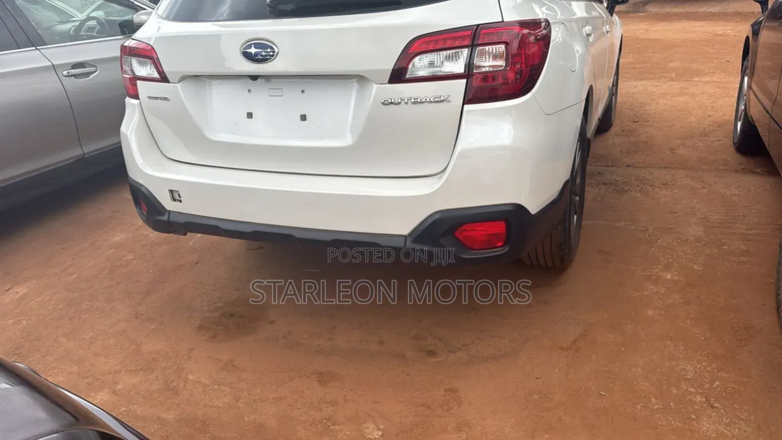 Subaru Outback 2015 White