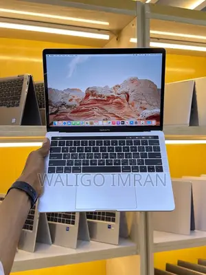 Laptop Apple MacBook Pro 2018 8GB Intel Core i5 SSD 256GB