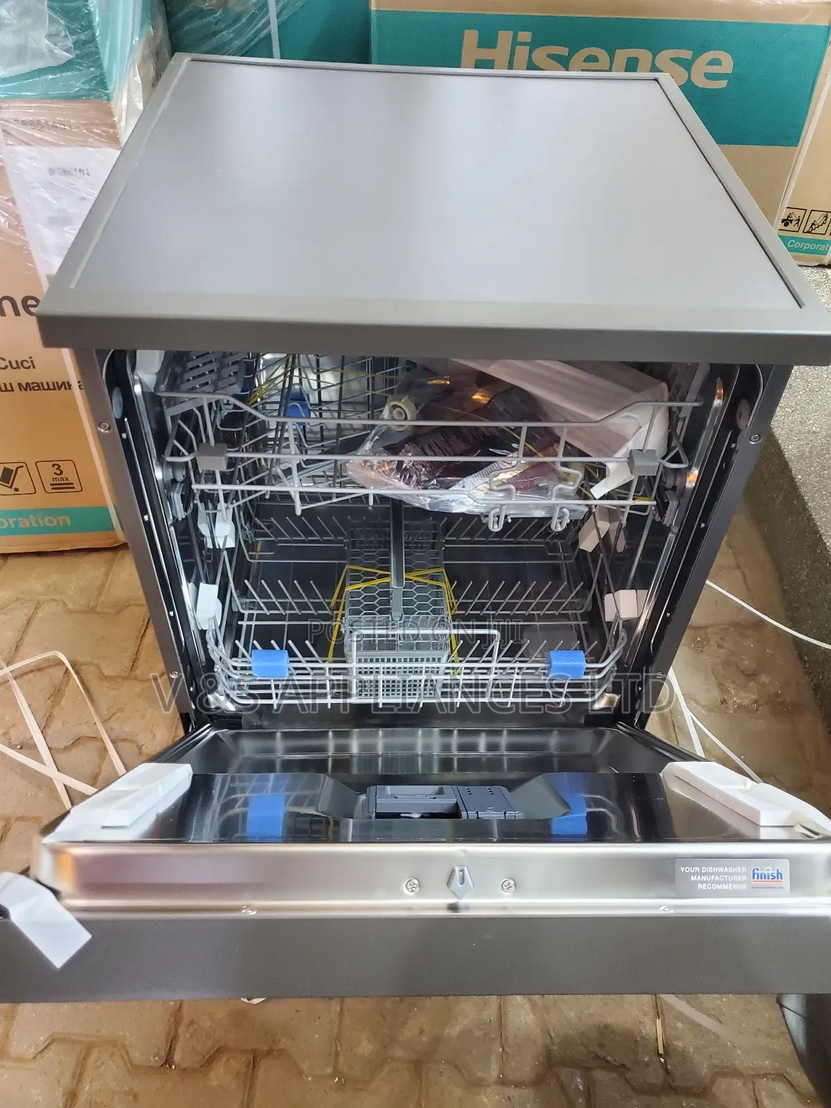 14 Plates Hisense Dishwasher