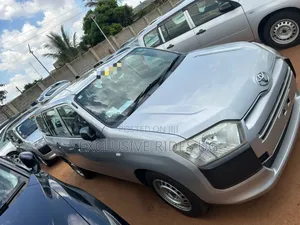 Toyota Succeed 2017 Silver