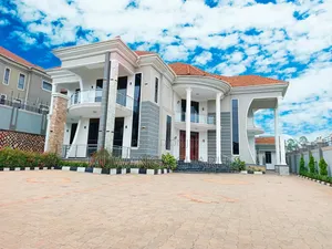 6bdrm Duplex in Fs Properties Ltd, Kira for sale