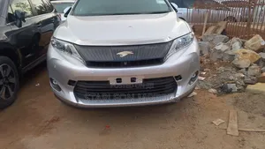 Toyota Harrier 2.0 2017 Silver