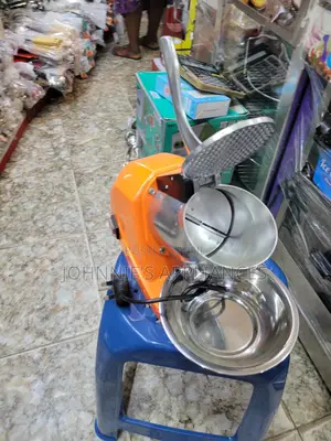 Electric Ice Shaver / Ice Crusher Machine