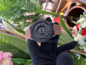 Maginetic Rubber Wrist Wear for Gents