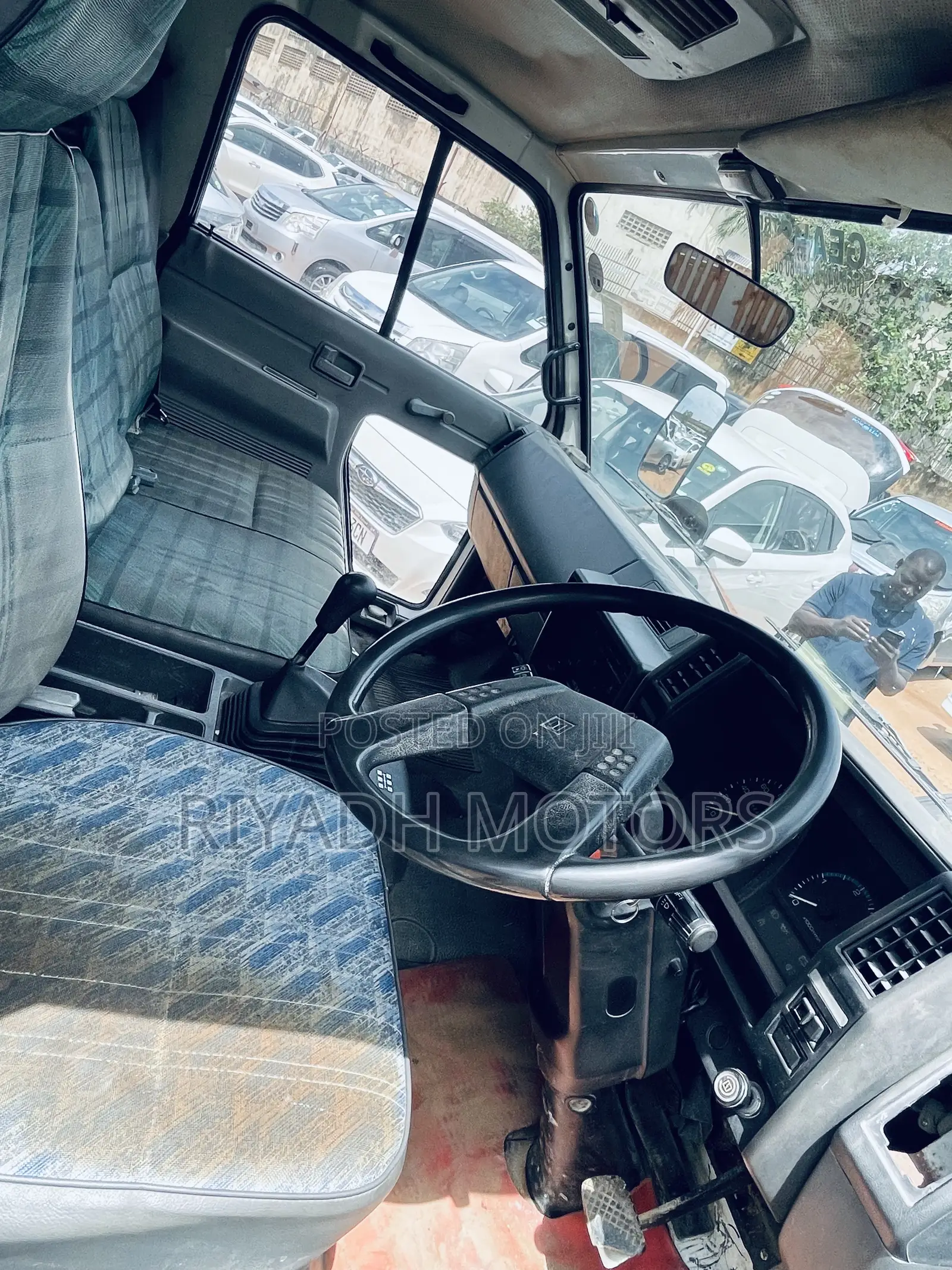 Dumper Juston Isuzu
