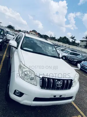 Toyota Land Cruiser Prado 2.7 i 2012 White