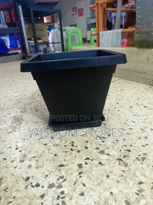 Square Plastic Plant Pot