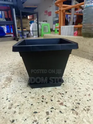 Square Plastic Plant Pot
