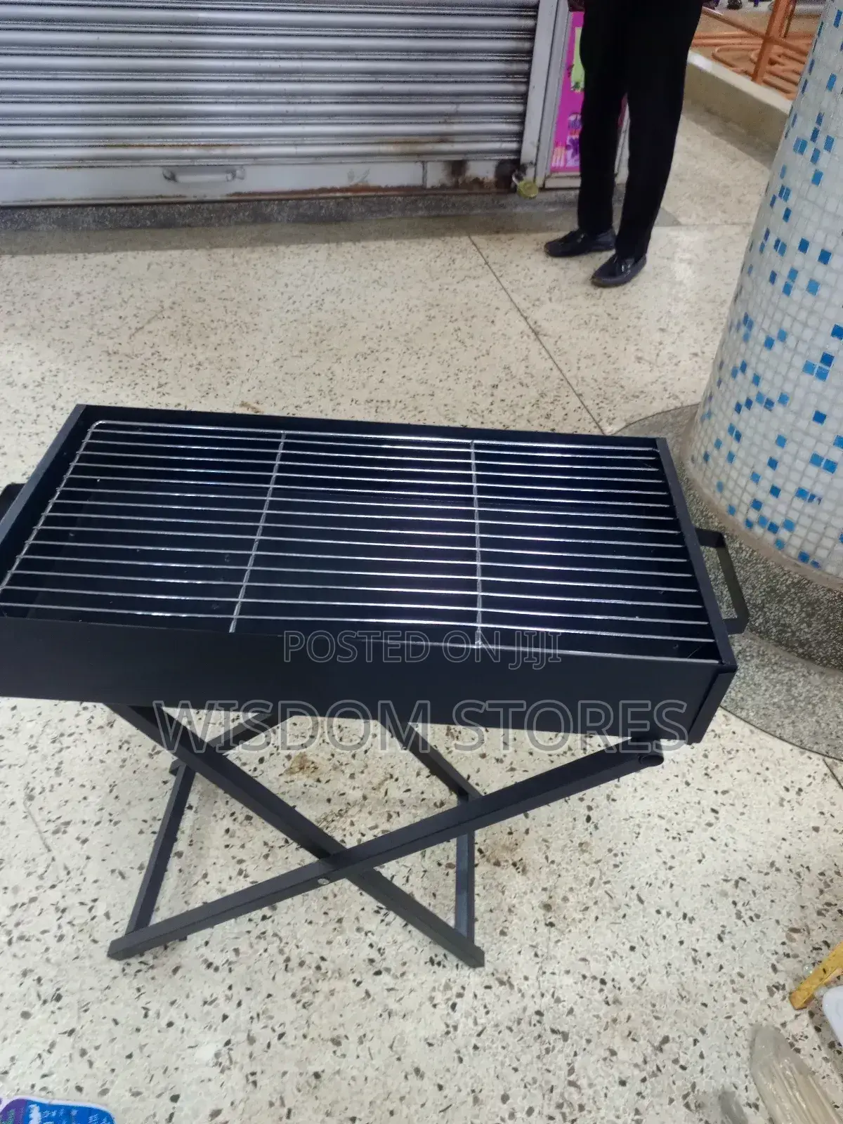 Portable, Foldable Charcoal Barbecue Grill.