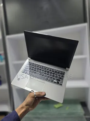 Laptop Toshiba 4GB Intel Core I5 SSD 128GB