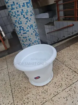 Large Size Plastic Flower Pots