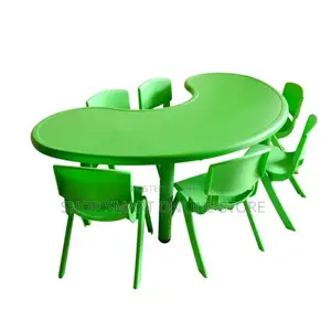 Reading Plastic Kids Table and 6 Chairs Set