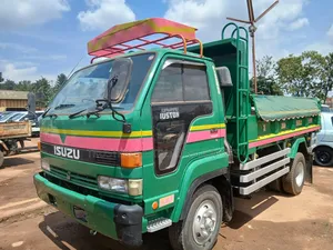 Iisuzu Tipper Dumper With Perfect Diesel Engine Body Good