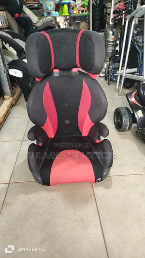 Uk Used Ailebebe Saratto Highback Junior Quattro Car Booster Seat.
