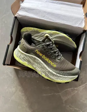 Original Green New Balance Fresh Foam X More Trail V3 Running Sneakers