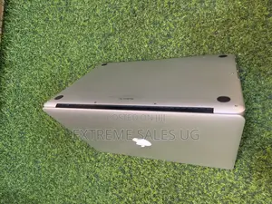 Laptop Apple MacBook Pro 2015 16GB Intel Core I7 SSD 256GB