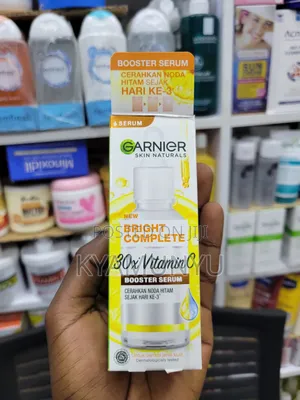Garnier Bright Complete Vitamin X Booster Serum.