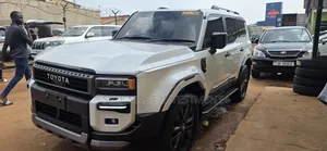 Toyota Land Cruiser Prado 2024 White