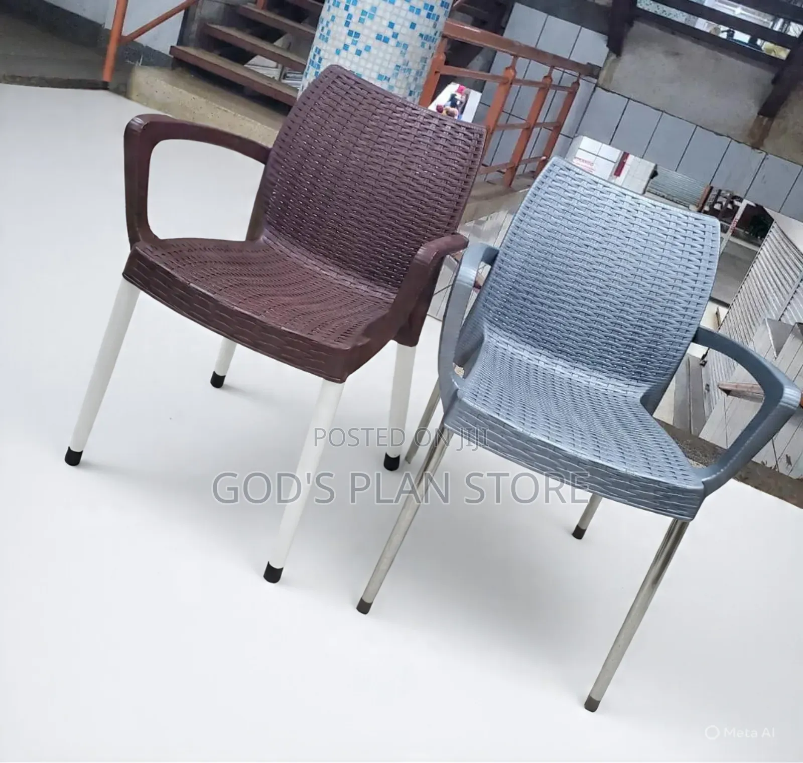 Outfit Plastic Chairs Plastic Chairs
