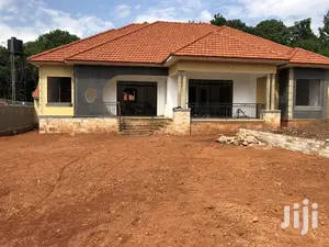Kira Executive Mansion on Sell