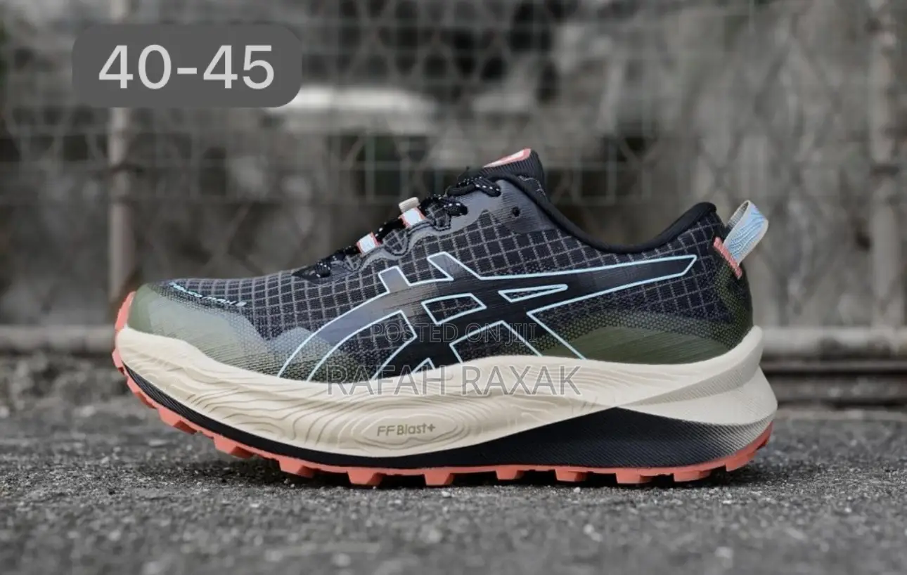 Original Men’S Asics Trabuco Max 3 Running Sneakers
