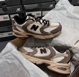 Classic New Balance 530 “Dark Mushroom” Sneakers