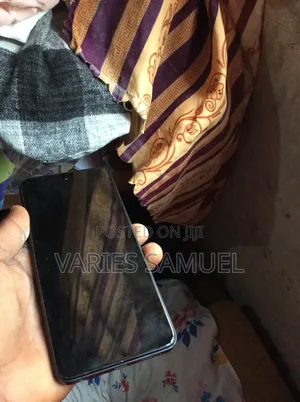 Infinix Smart 8 64 GB Gray