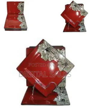 6 Pieces of Squre Silver Flowered