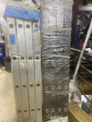 Alminium Ladders/ Scaffolds