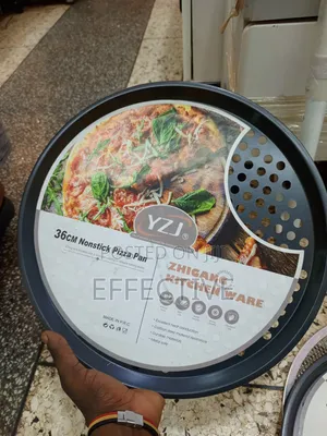 Zhigang Kitchenware 36cm Pizza Pan.
