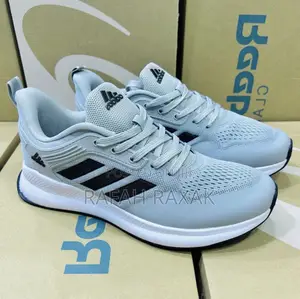 Men’S Grey/White Adidas Bounce Running Shoes