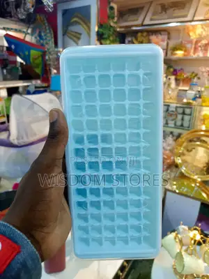 Mini Ice Cube Tray. 84cubes